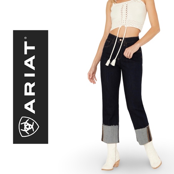 NWT - ARIAT WOMEN'S ULTRA JAZMINE HIGH RISE STRAIGHT CROP JEAN  -  Size 32 - Picture 1 of 7